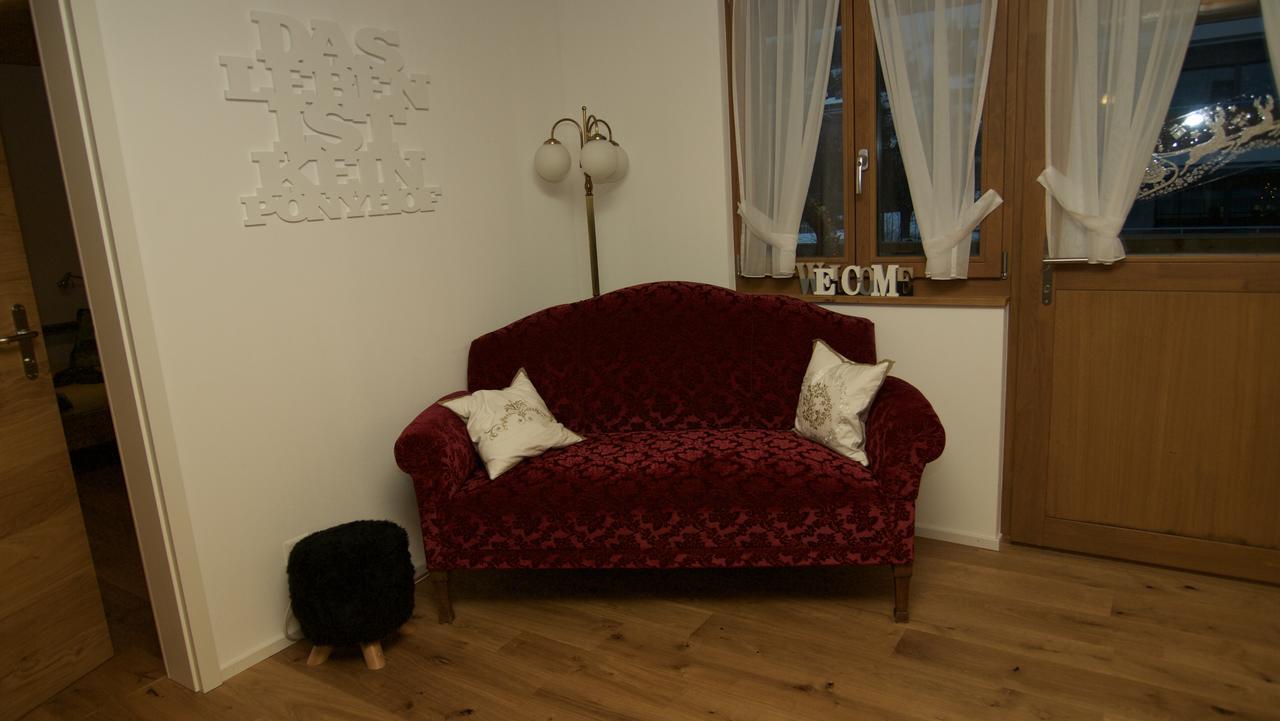 Conny'S B&B Niederweningen Eksteriør bilde
