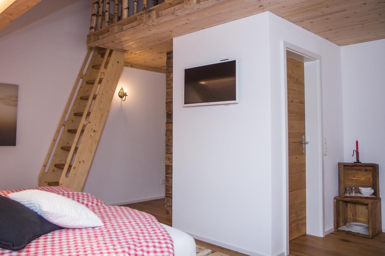 Conny'S B&B Niederweningen Eksteriør bilde