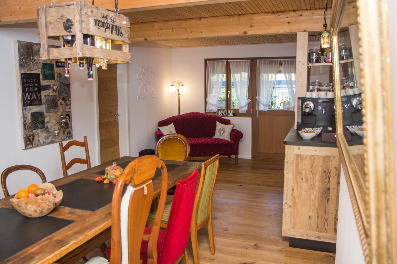 Conny'S B&B Niederweningen Eksteriør bilde