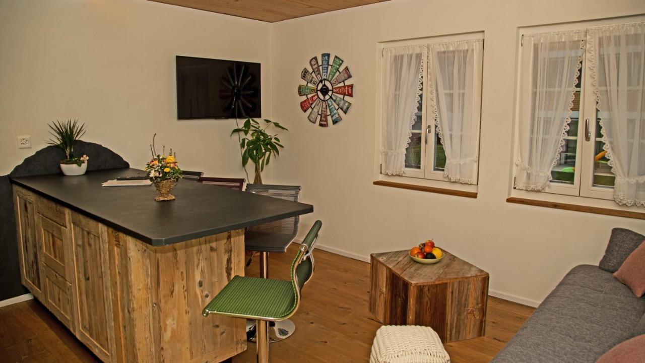 Conny'S B&B Niederweningen Eksteriør bilde