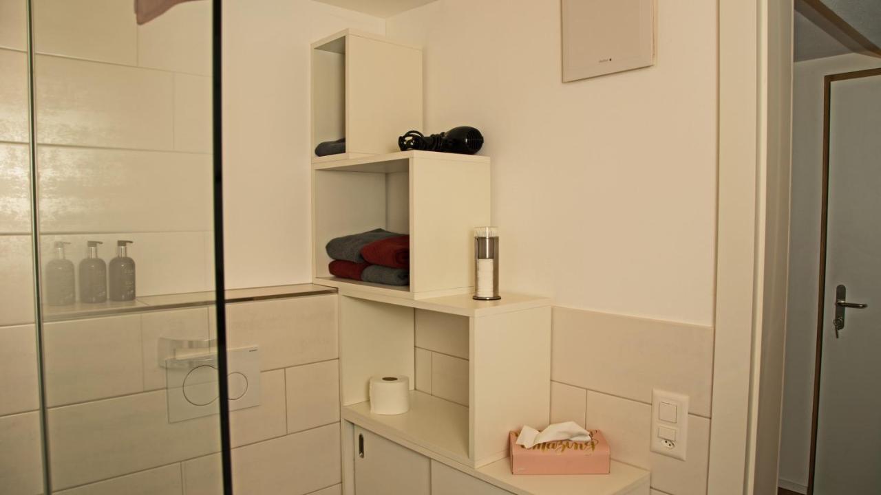 Conny'S B&B Niederweningen Eksteriør bilde